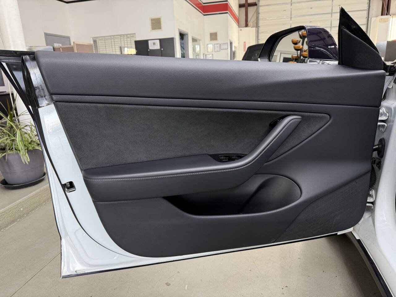 Used 2019 Tesla Model 3 image 11
