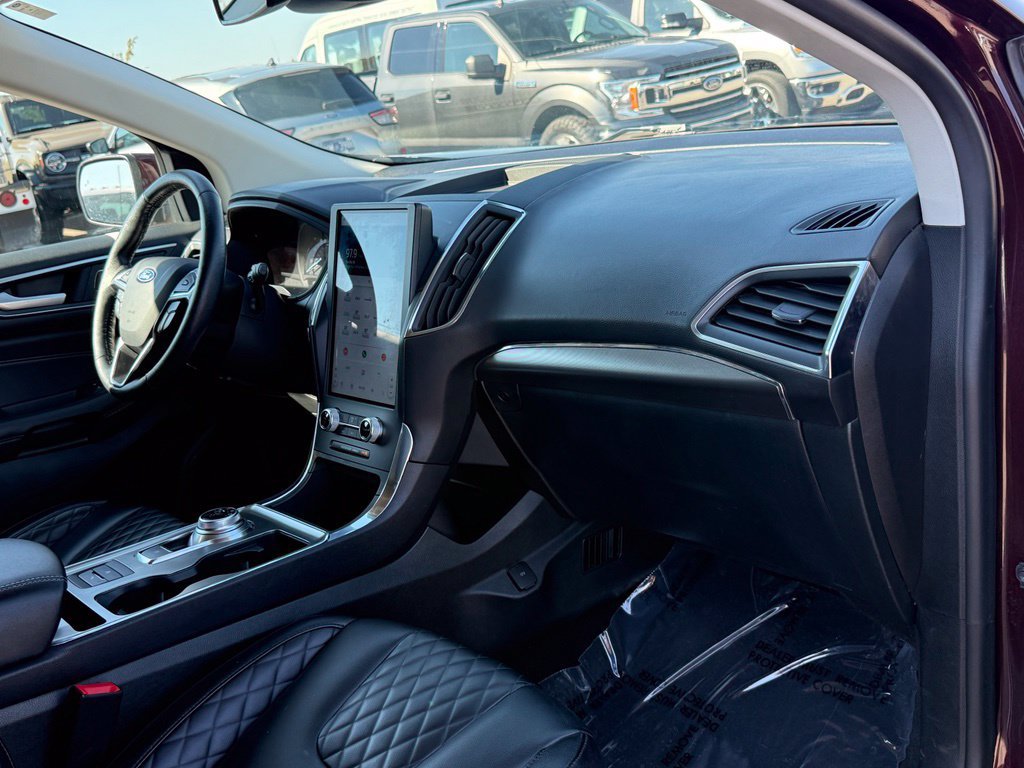 Used 2024 Ford Edge Titanium AWD/4WD image 24