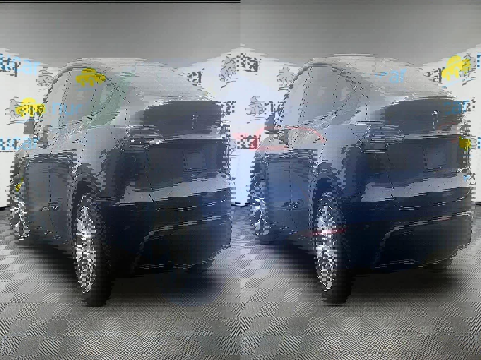 Used 2021 Tesla Model Y Long Range image 4