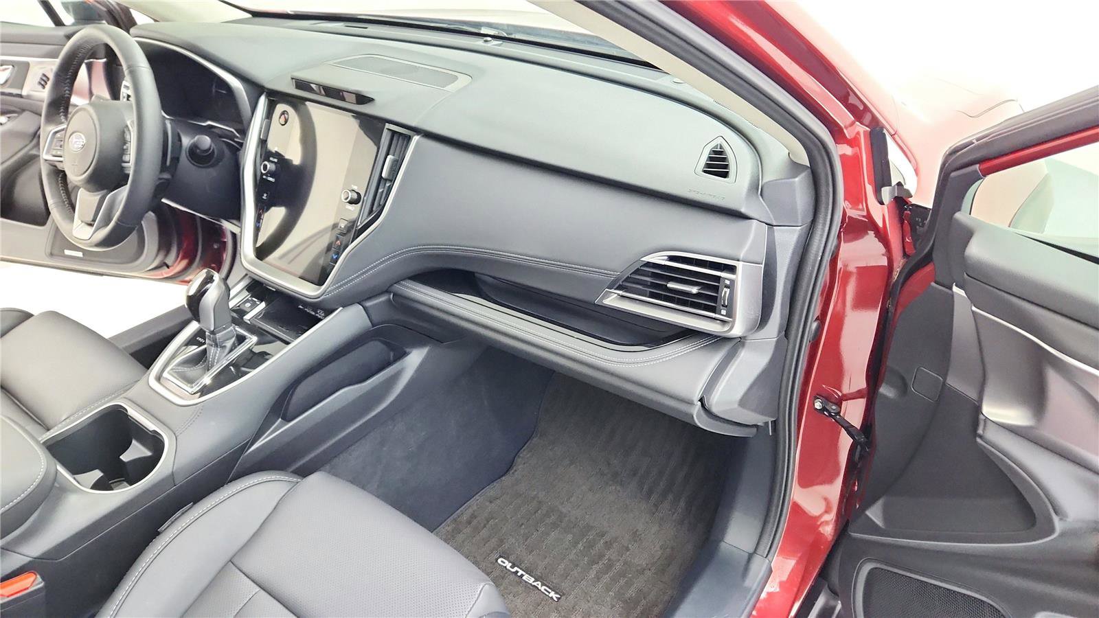 Used 2025 Subaru Outback Limited XT image 25