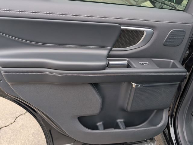 New 2025 Ford Expedition Platinum w/ Stealth Performance Package image 10