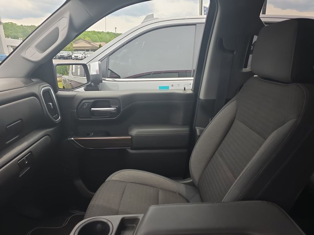 Used 2019 Chevrolet Silverado 1500 LT w/ All-Star Edition AWD/4WD image 11