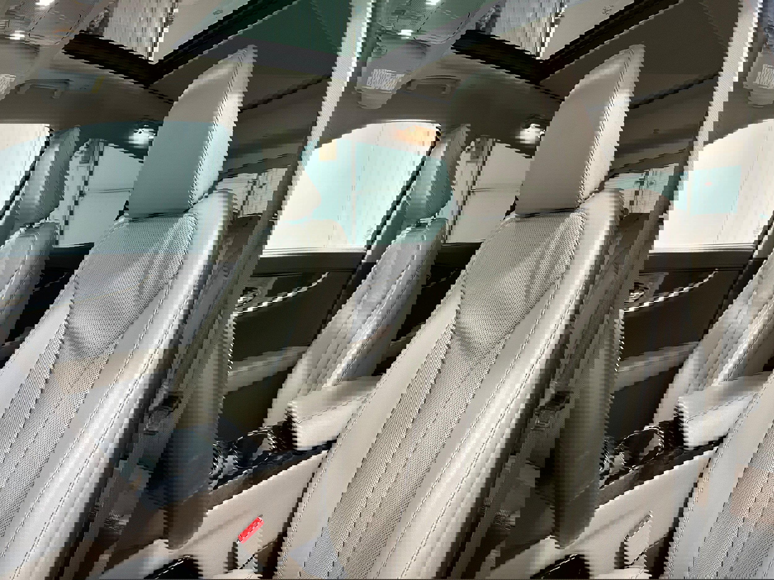 Used 2021 Lincoln Nautilus Reserve image 22