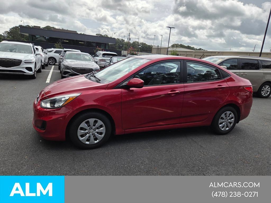 Used 2015 Hyundai Accent GLS FWD image 3