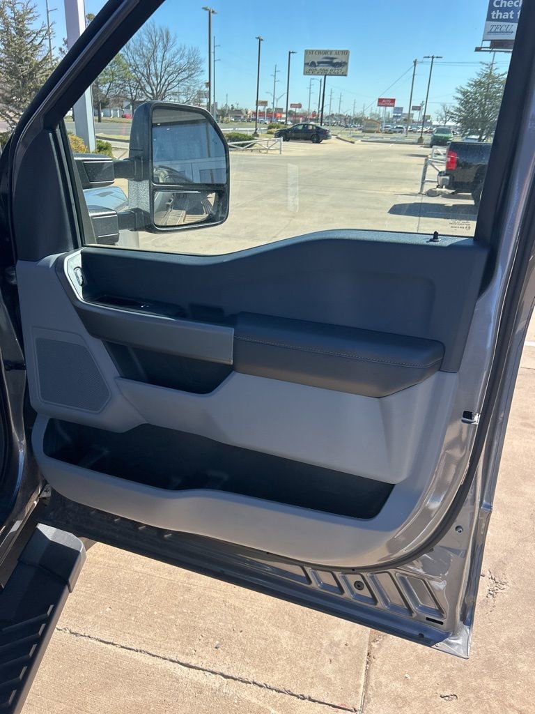 Used 2025 Ford F250 XL w/ STX Appearance Package image 16