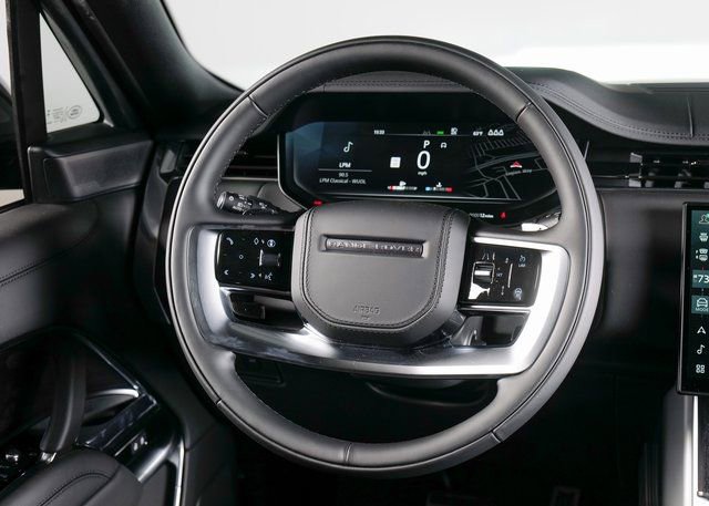 New 2026 Land Rover Range Rover SE image 13