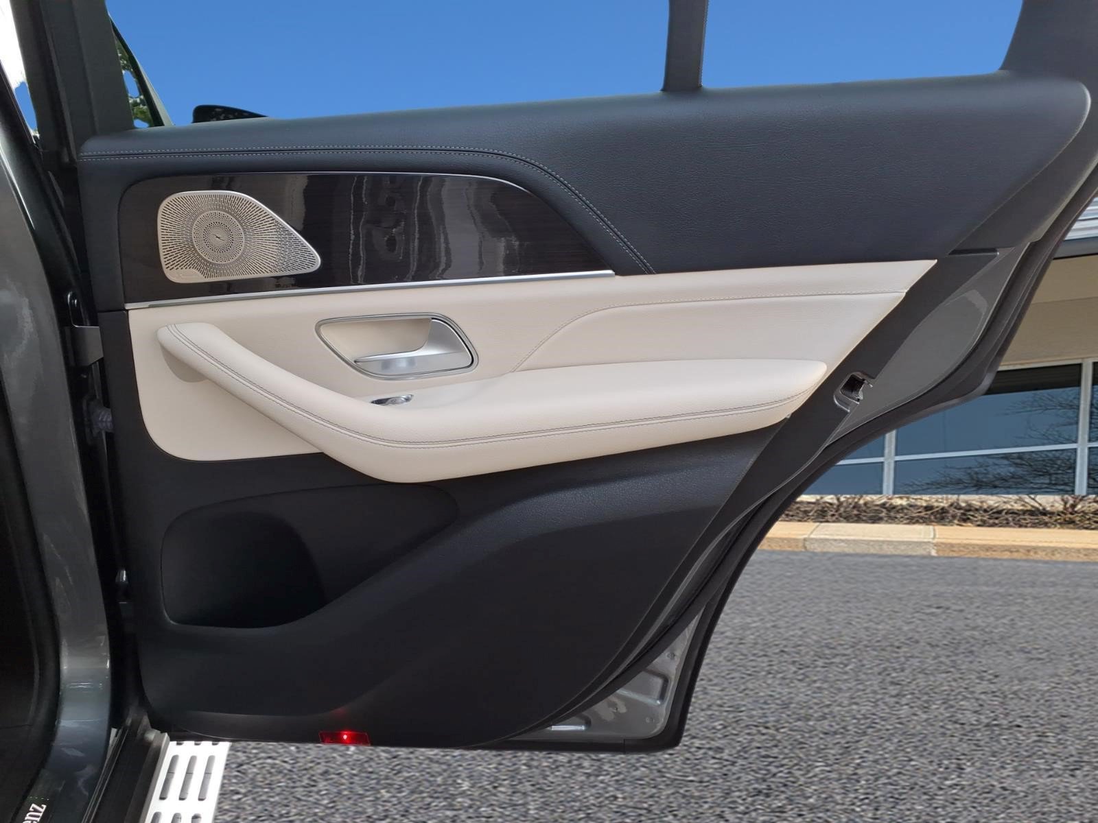Certified 2022 Mercedes-Benz GLE 350 4MATIC image 28