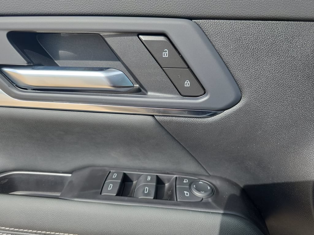 New 2027 GMC Terrain Elevation w/ Elevation Premium Package FWD image 28