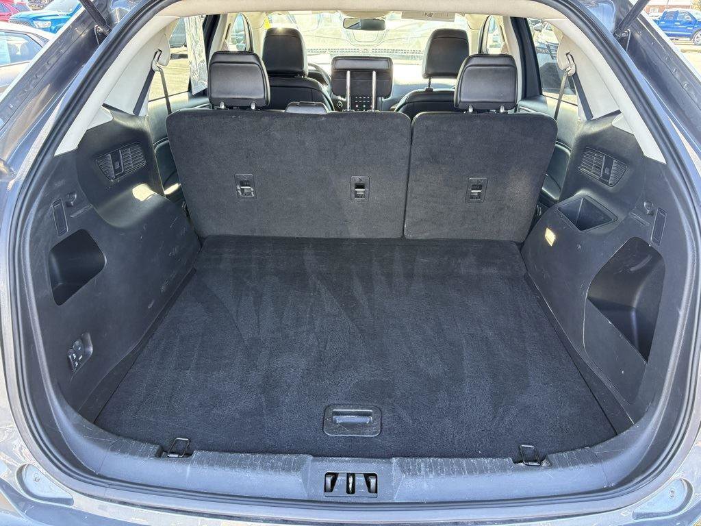 Used 2024 Ford Edge SEL image 27