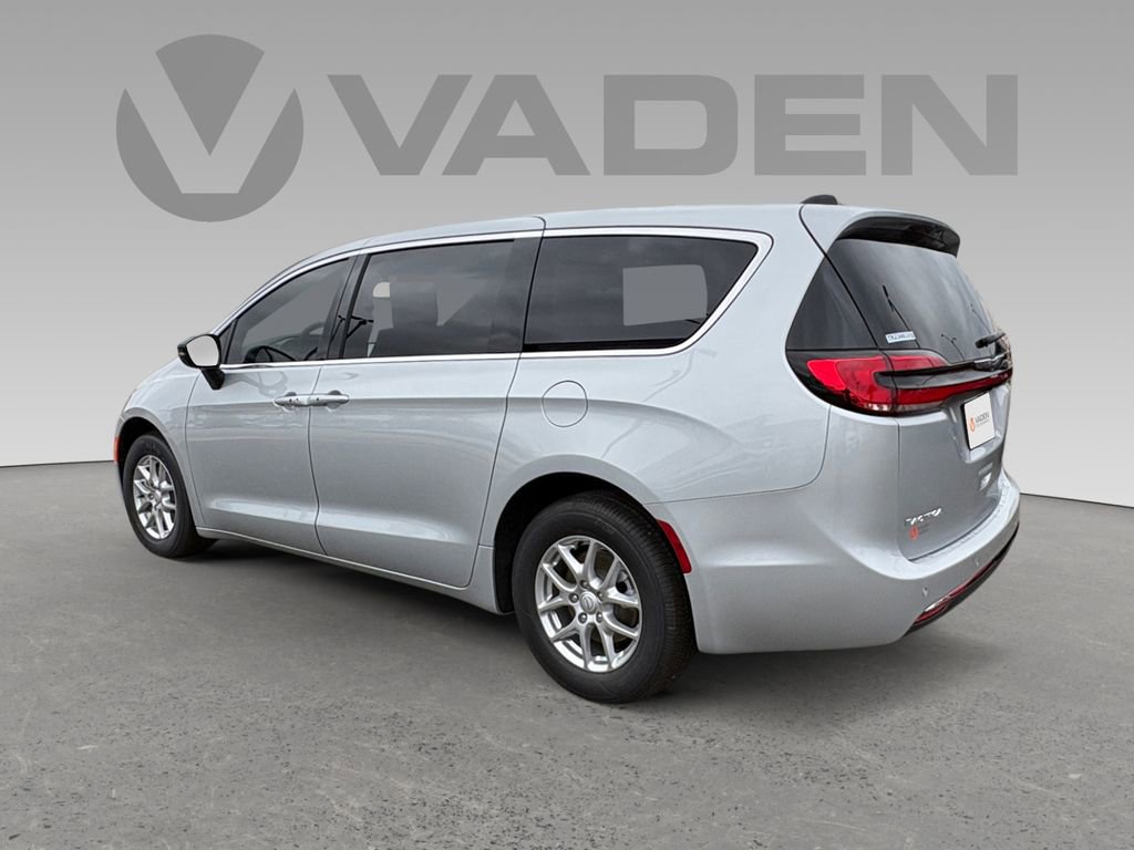 New 2026 Chrysler Pacifica Select image 19