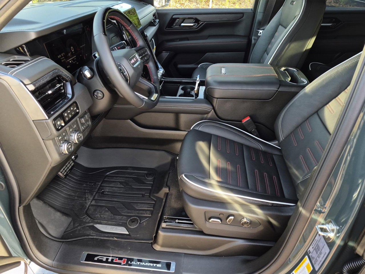 New 2026 GMC Yukon XL AT4 Ultimate image 9