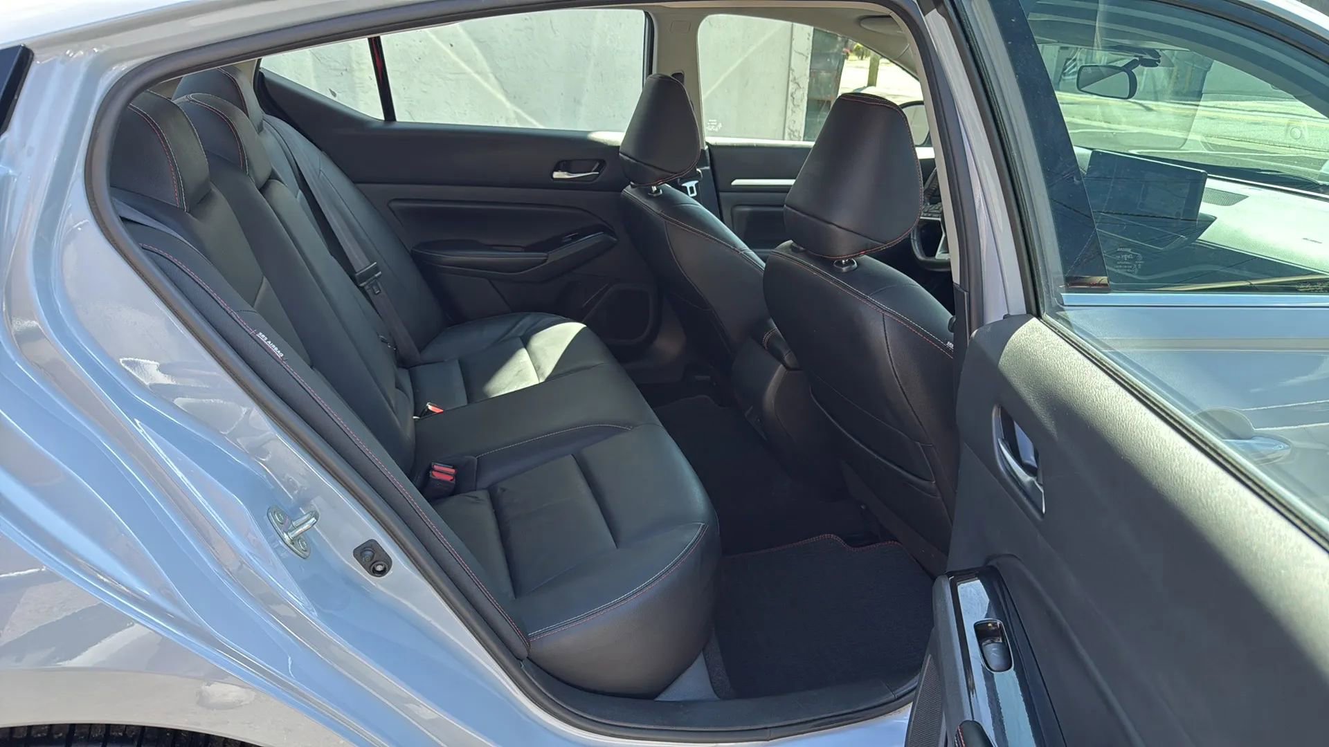 Used 2024 Nissan Altima 2.5 SR w/ SR Premium Package image 26