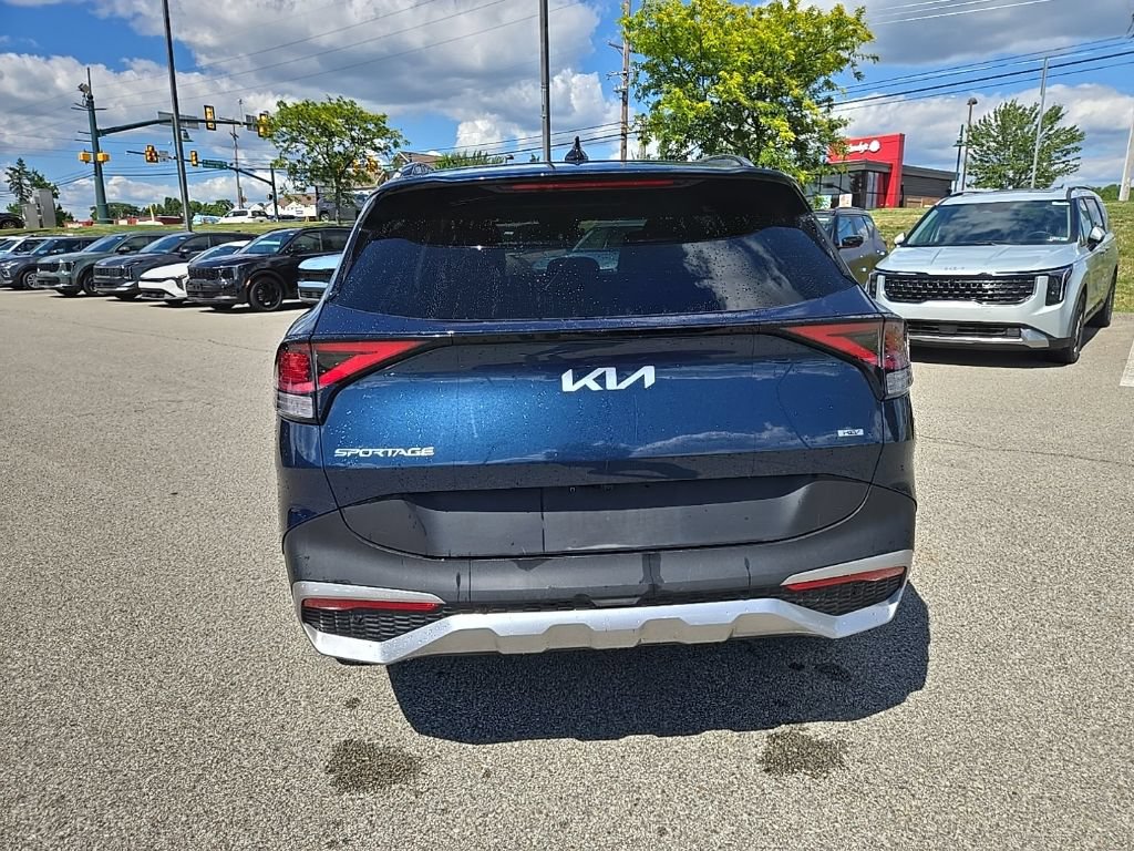 Certified 2023 Kia Sportage EX w/ EX Premium Package AWD/4WD image 6