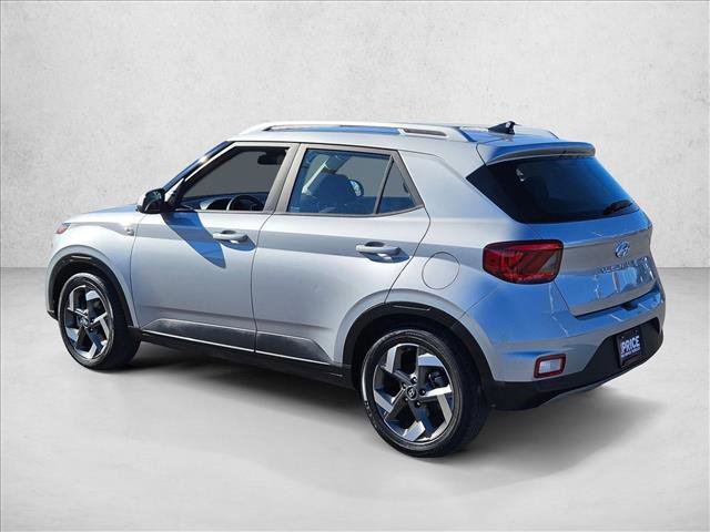 Used 2022 Hyundai Venue SEL w/ Cargo Package image 8
