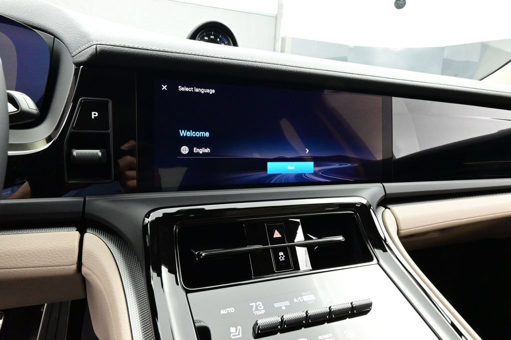 New 2026 Porsche Panamera 4 AWD/4WD image 10