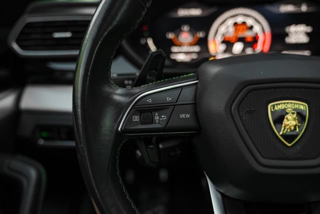 Used 2021 Lamborghini Urus AWD/4WD image 36