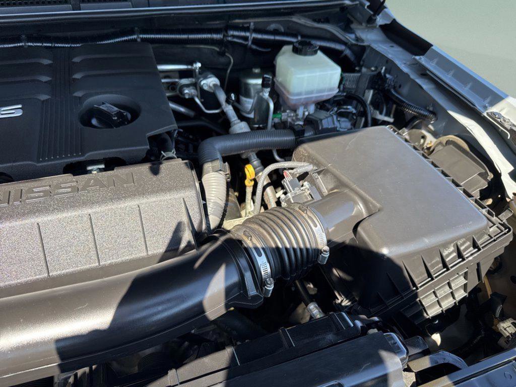 Used 2022 Nissan Frontier PRO-4X w/ Pro-4X Premium Package image 13