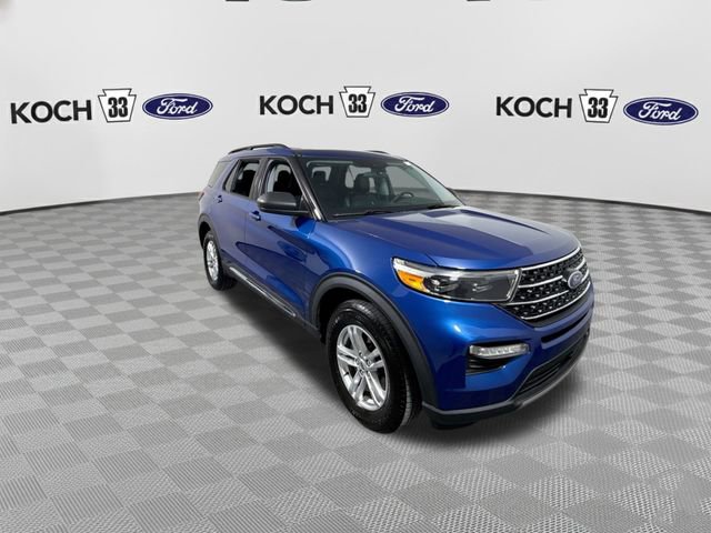 Used 2021 Ford Explorer XLT w/ Equipment Group 202A image 2