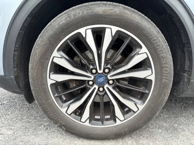 Used 2022 Ford Escape SE w/ SE Sport Appearance Package FWD image 10