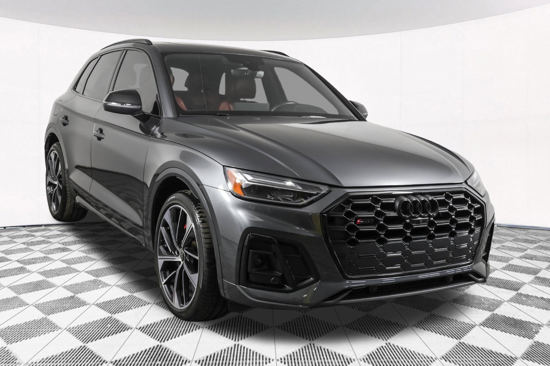 Used 2023 Audi SQ5 Premium Plus w/ Premium Plus Package AWD/4WD image 11