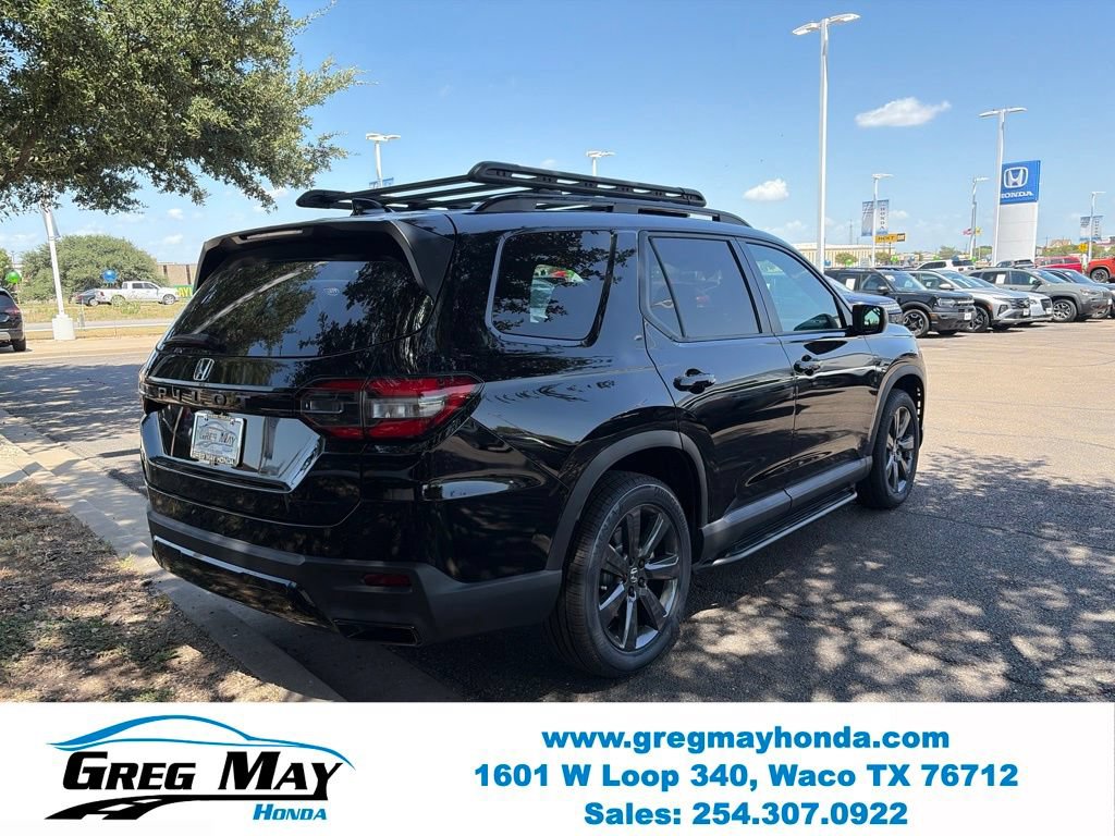 New 2026 Honda Pilot Sport image 7