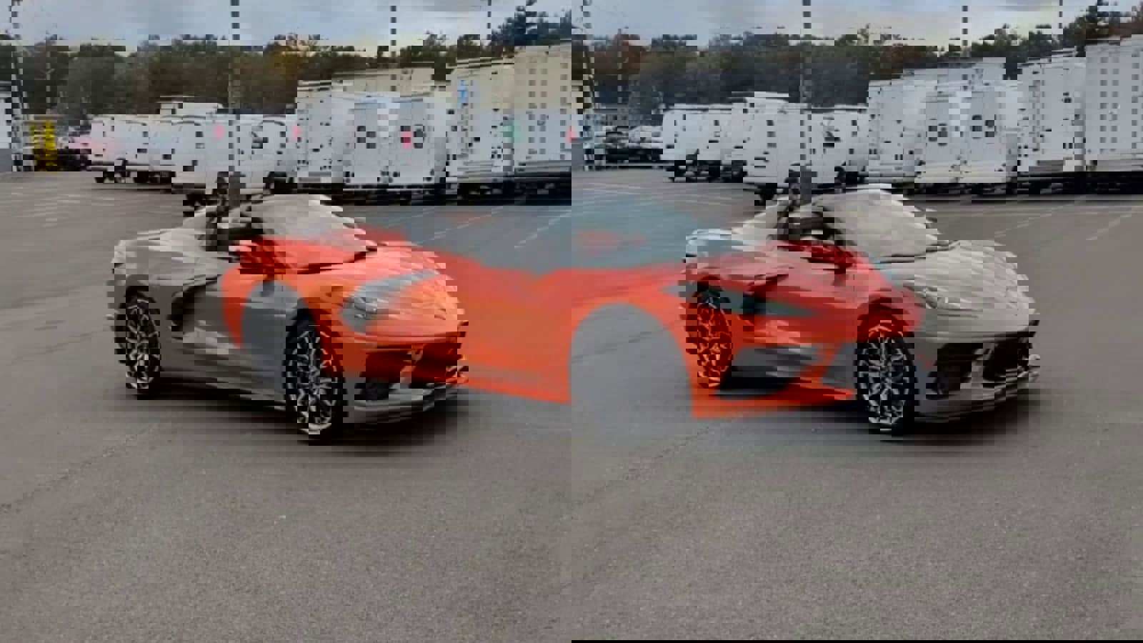 Used 2025 Chevrolet Corvette Stingray Premium Conv image 2