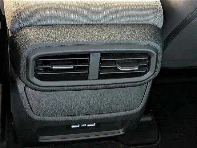 Certified 2023 Honda Pilot LX image 15