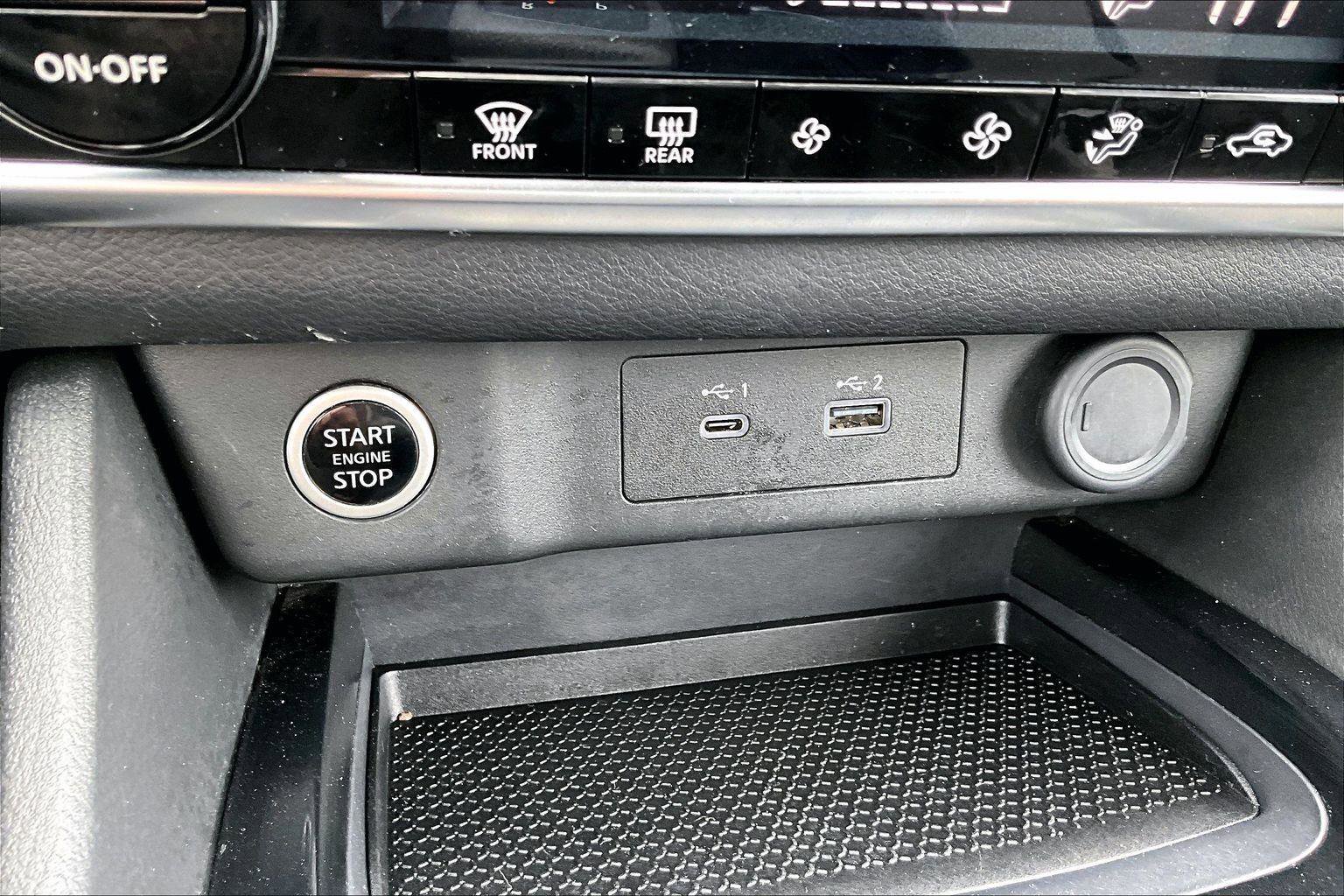 Used 2023 Nissan Rogue SV AWD/4WD image 32