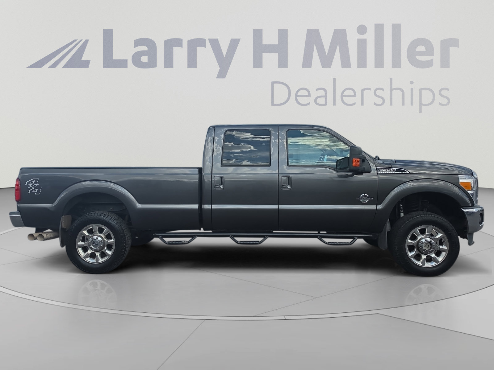 Used 2015 Ford F350 Lariat AWD/4WD image 6