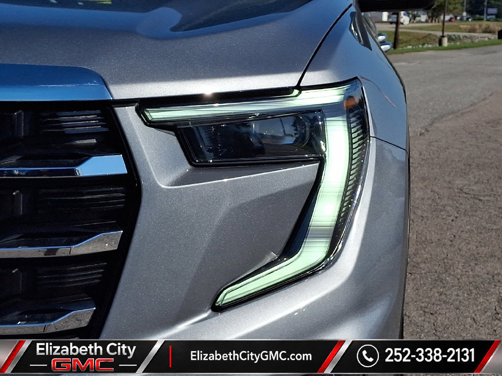 Used 2026 GMC Acadia Elevation w/ Elevation Premium Package FWD image 10