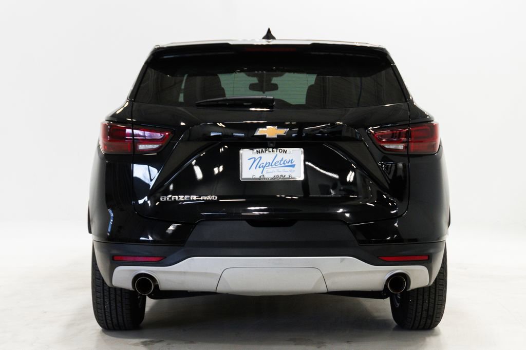 Used 2025 Chevrolet Blazer LT image 25