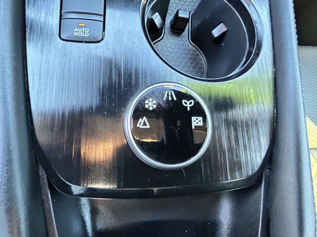 Used 2026 Nissan Rogue Platinum w/ Platinum Premium Package AWD/4WD image 27
