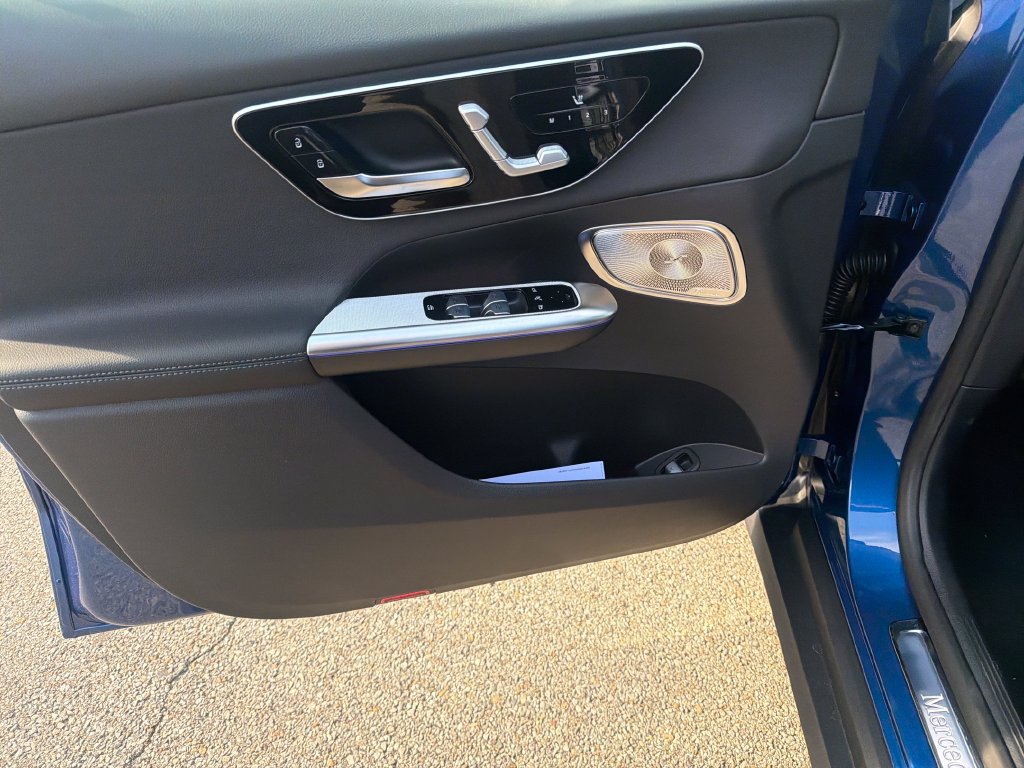 New 2027 Mercedes-Benz GLC 300 4MATIC image 18