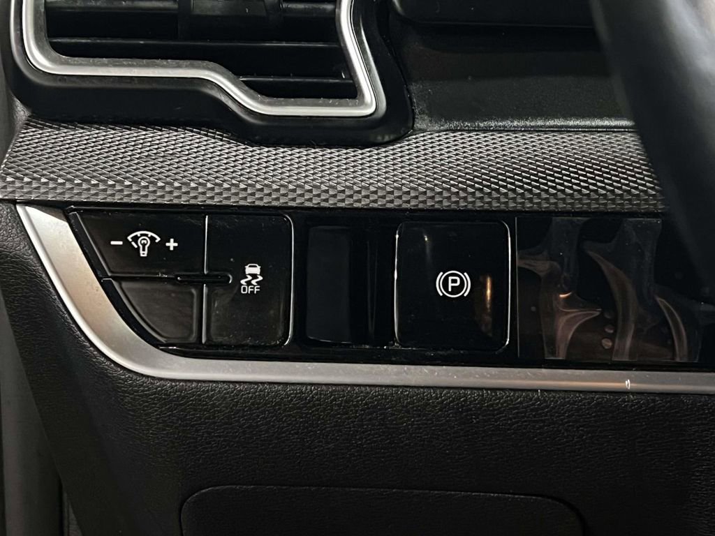 Used 2023 Kia Sportage LX image 22