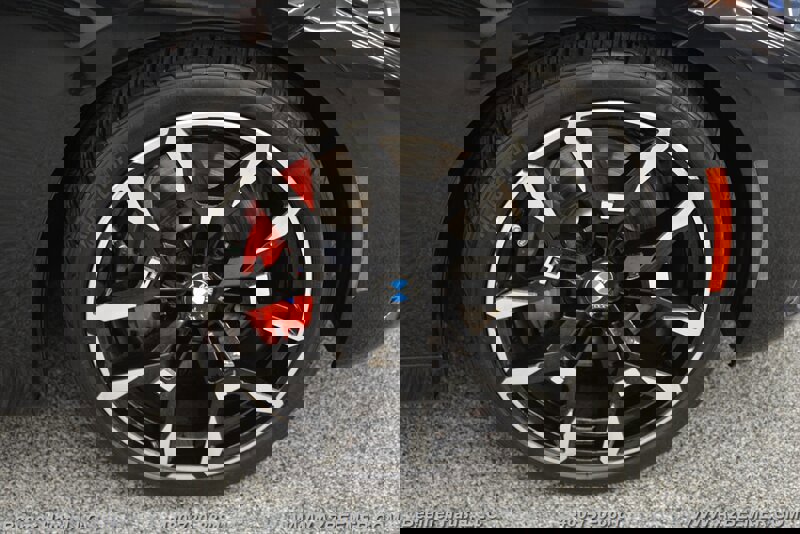 Used 2025 BMW 430i Coupe w/ M Sport Package RWD image 40