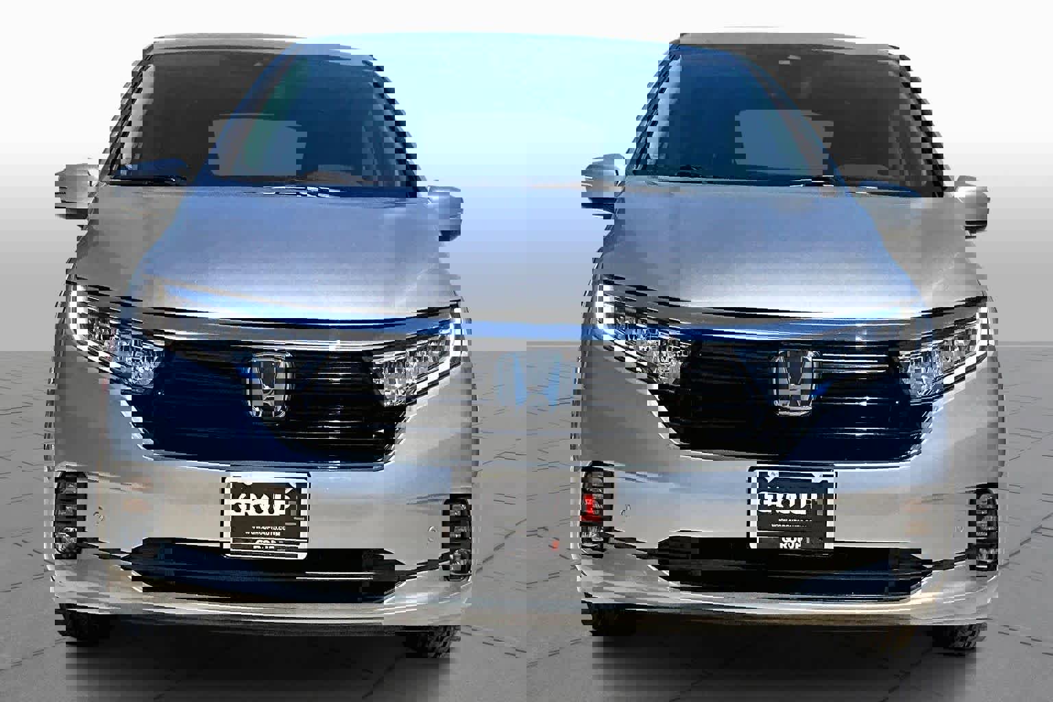 Used 2024 Honda Odyssey Touring image 4