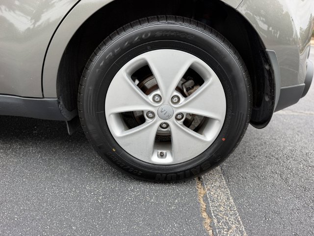 Used 2015 Kia Soul FWD image 40