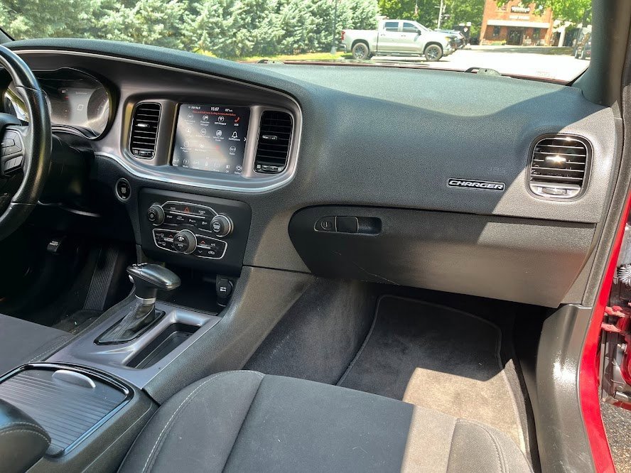 Used 2019 Dodge Charger GT w/ Blacktop Package image 39