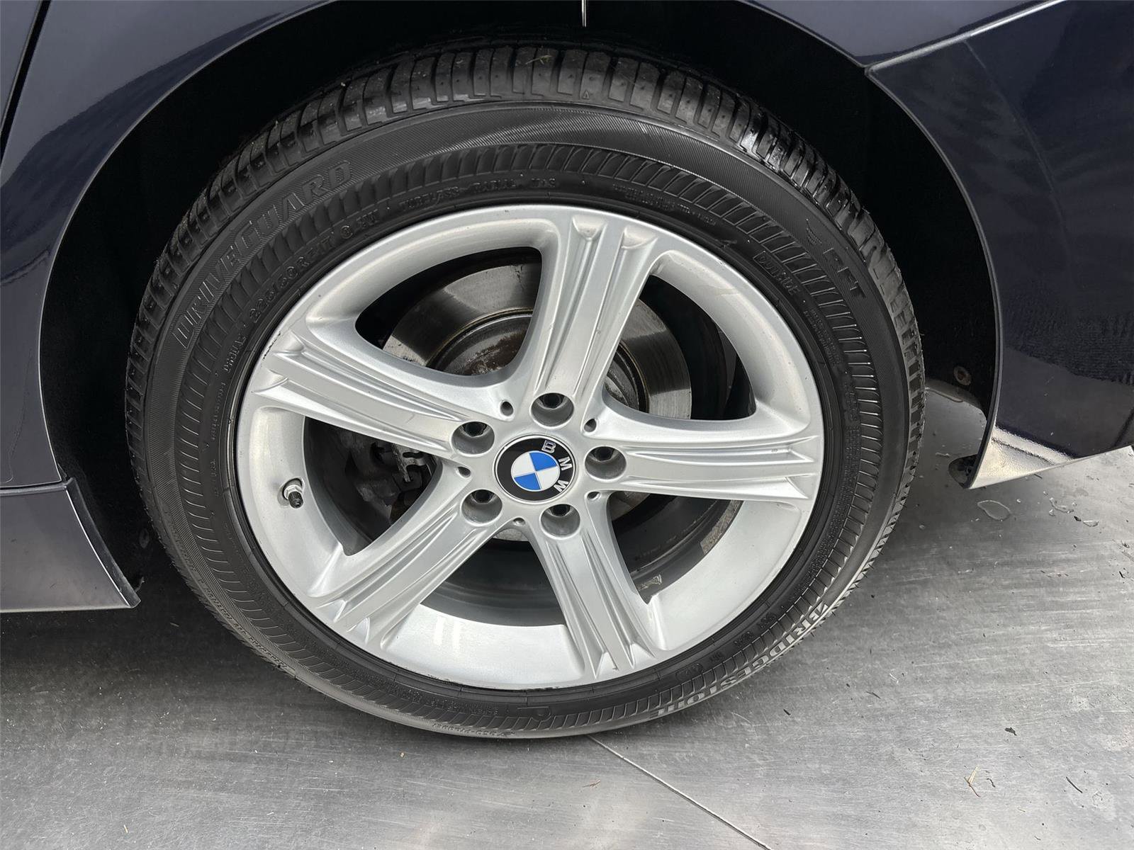 Used 2014 BMW 320i xDrive Sedan image 27