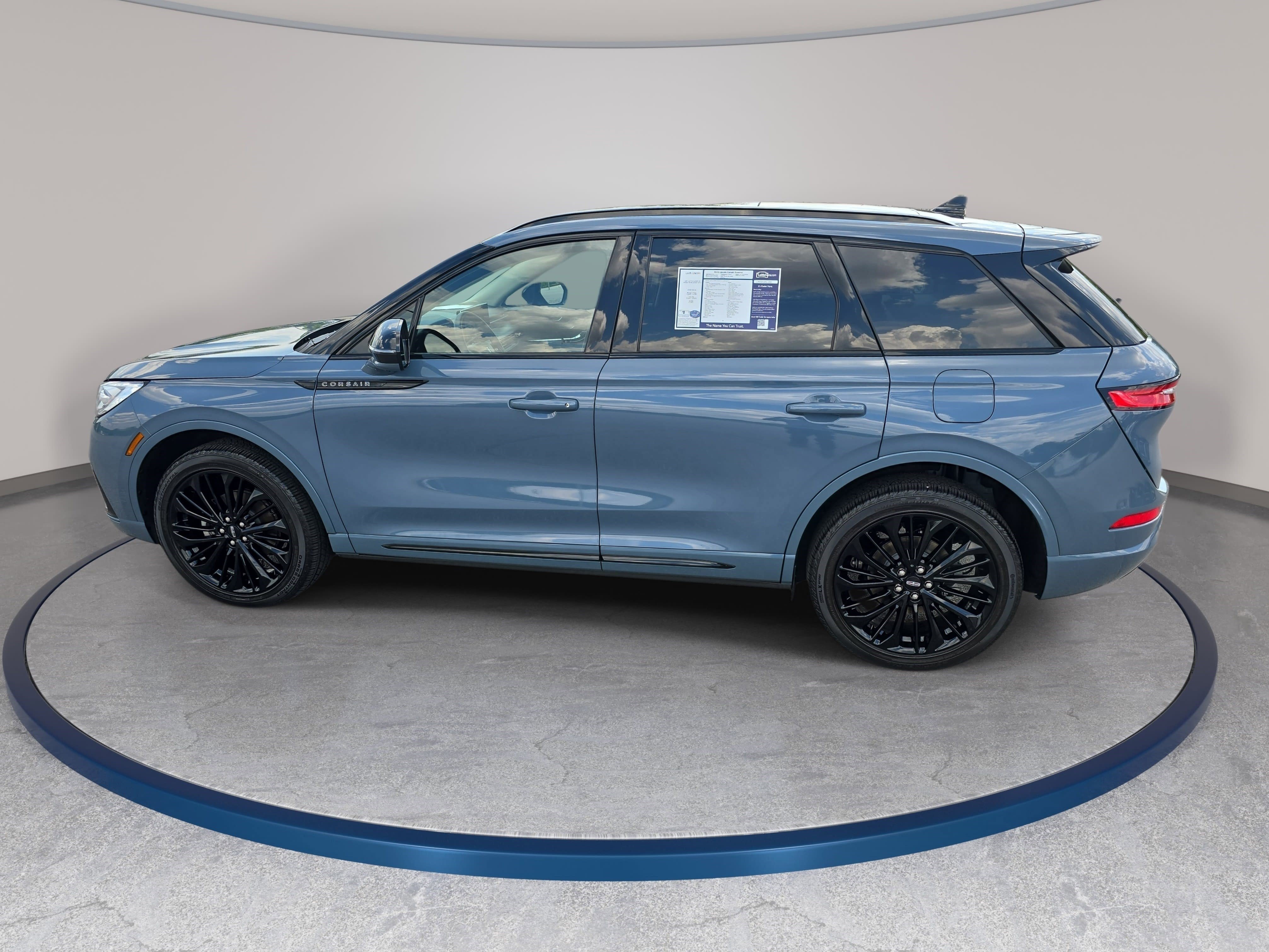 Certified 2023 Lincoln Corsair Reserve w/ Equipment Group 201A AWD/4WD image 8