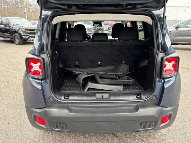 Used 2022 Jeep Renegade Latitude AWD/4WD image 22