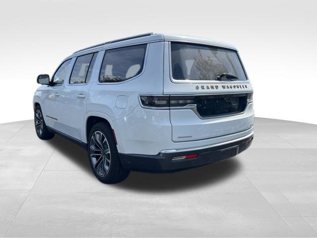 Used 2022 Jeep Grand Wagoneer Series III AWD/4WD image 5