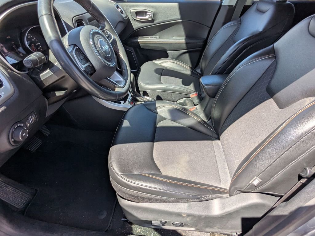 Used 2019 Jeep Compass Latitude w/ Popular Equipment Group image 15