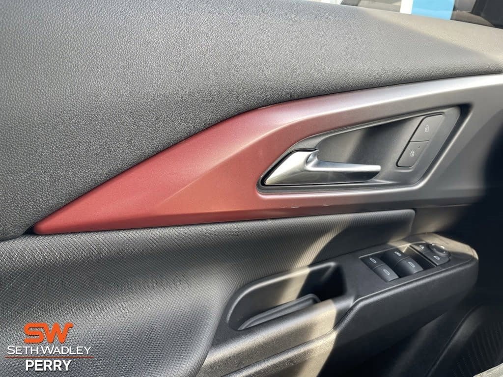 New 2025 Chevrolet Equinox EV RS image 26