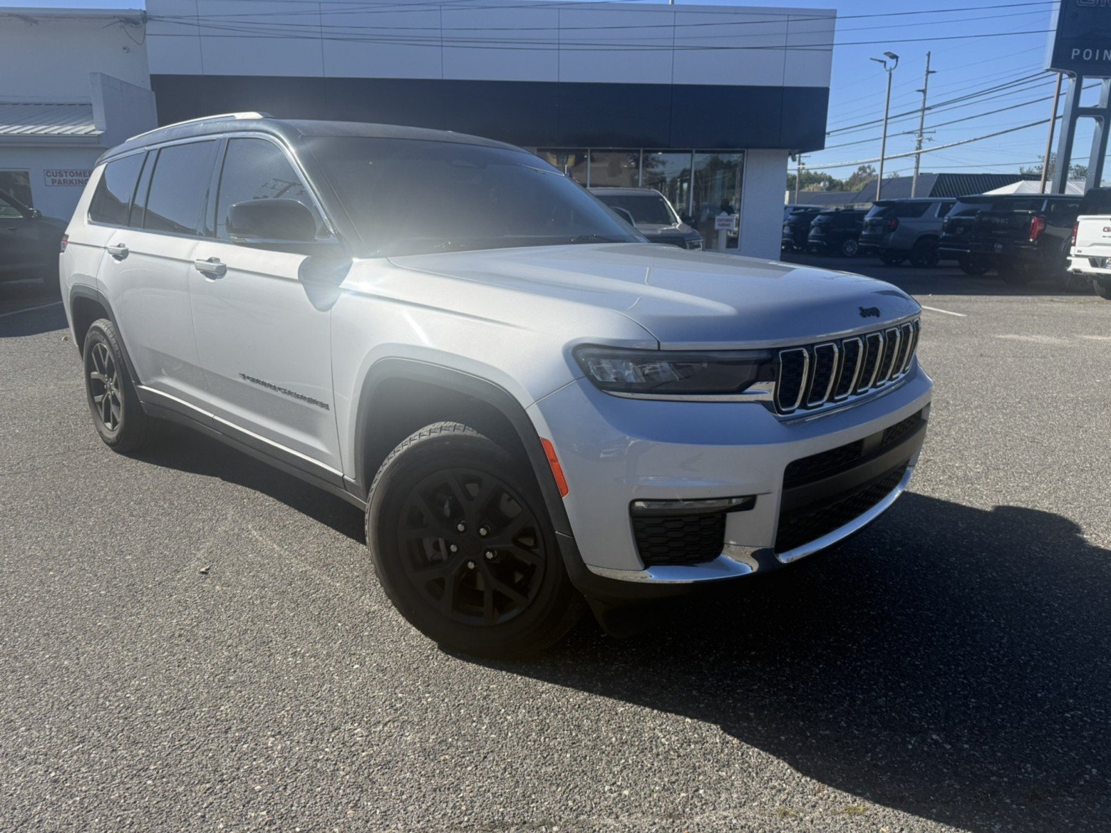 Used 2021 Jeep Grand Cherokee L Limited AWD/4WD image 1