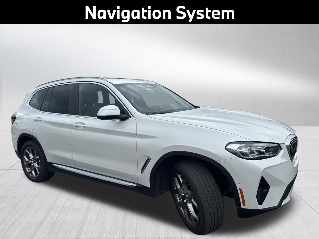 Used 2023 BMW X3 xDrive30i w/ Premium Package w/ZPA AWD/4WD image 4