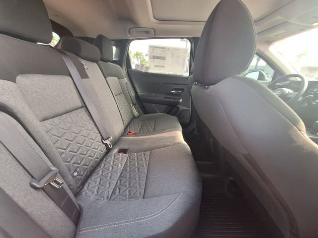 New 2026 Nissan Kicks SV w/ SV Premium Package FWD image 31