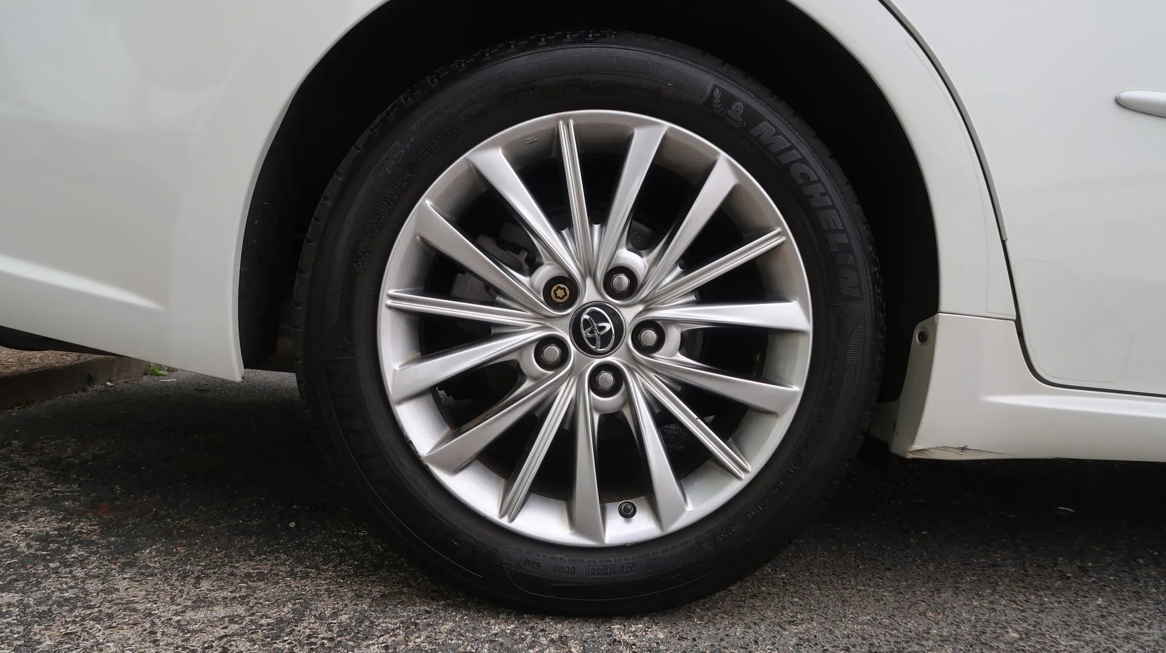 Used 2018 Toyota Avalon Limited w/ All Weather Liner Package FWD image 56