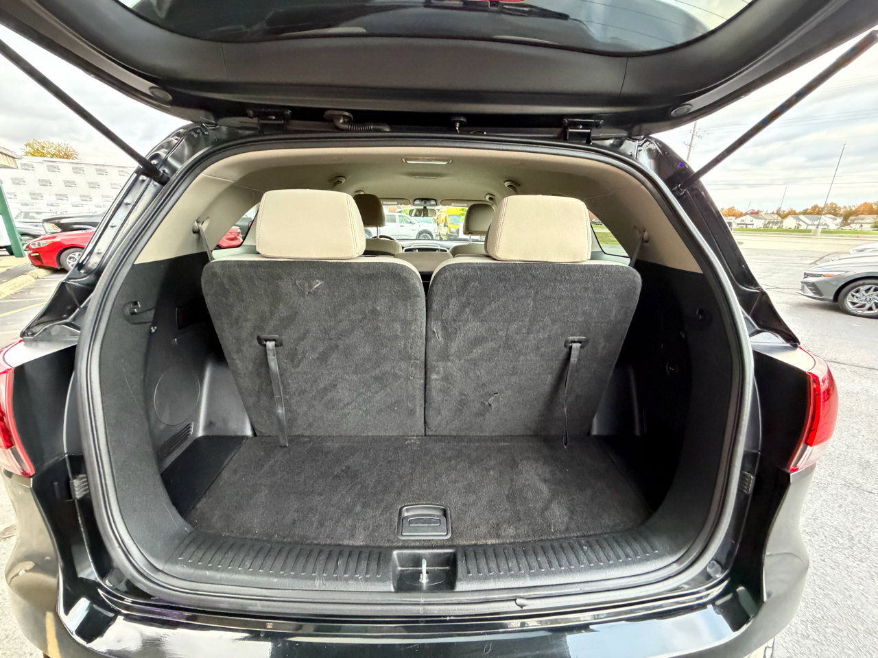 Used 2019 Kia Sorento LX image 12