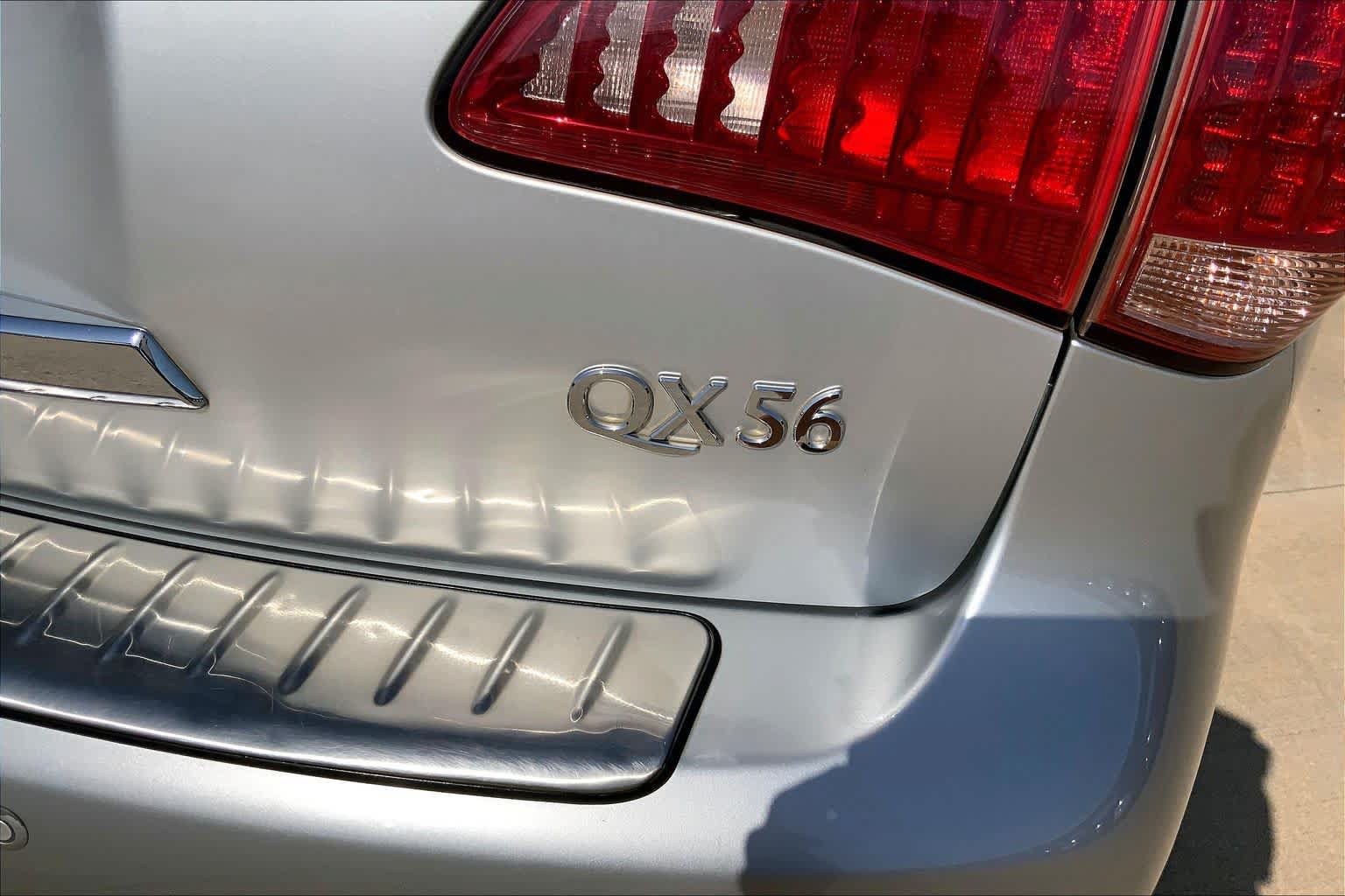 Used 2013 INFINITI QX56 4WD w/ Deluxe Touring Pkg image 10